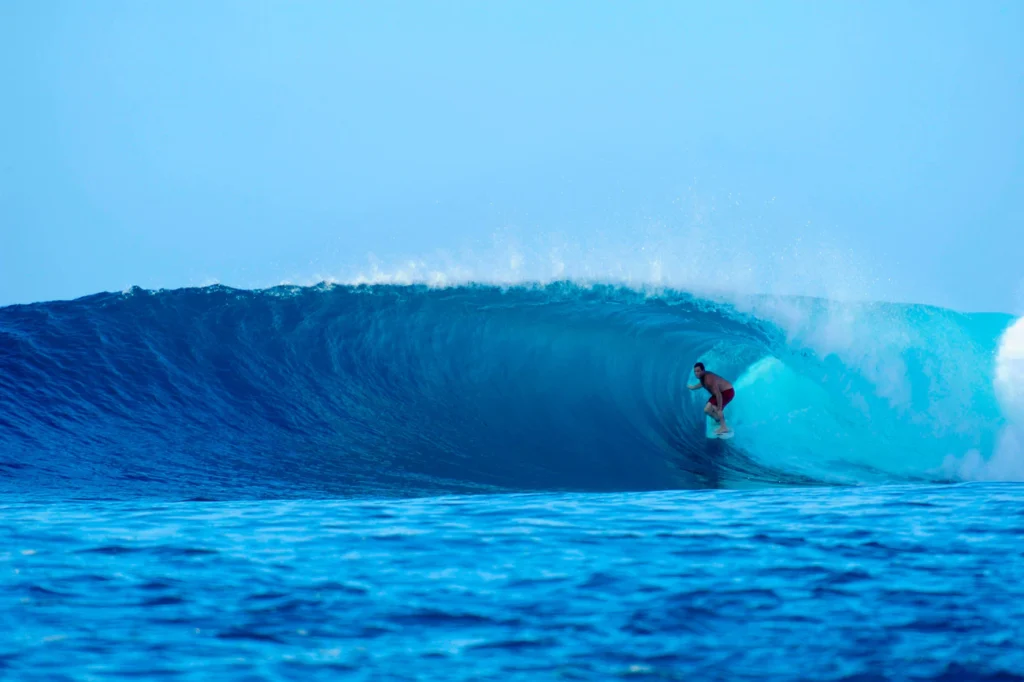 dpsuw surfing 0007 hor clsc